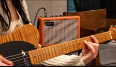 KOZMOS NOVA-15G Gitar Amfisi
